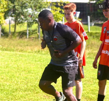 player img